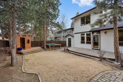 19147 Park Commons Drive, Bend, OR 97703 - Photo 45
