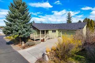 2432 NE Crocus Way, Bend, OR 97701 - Photo 41