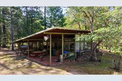 13007 Perry Road, Central Point, OR 97502 - Photo 29