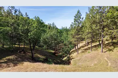 13007 Perry Road, Central Point, OR 97502 - Photo 27