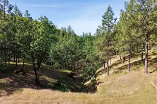 13007 Perry Rd, Central Point, OR 97502 - Photo 27