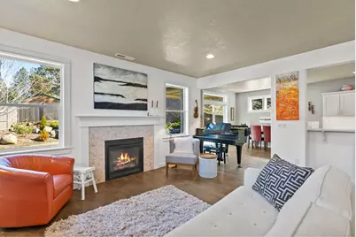 20657 SE Meadowsweet Drive, Bend, OR 97702 - Photo 5