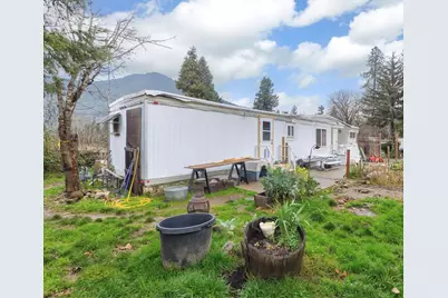 7001 Rogue River Highway #SPC 29, Grants Pass, OR 97527 - Photo 3