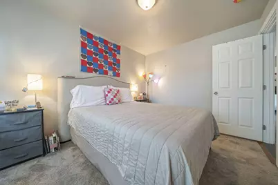 233 NW Revere Avenue, Bend, OR 97703 - Photo 17