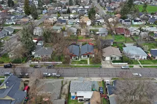 636 Pennsylvania Ave, Medford, OR 97501 - Photo 3