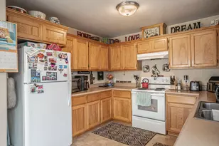 636 Pennsylvania Ave, Medford, OR 97501 - Photo 9