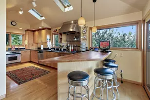 290 Skycrest Dr, Ashland, OR 97520 - Photo 13