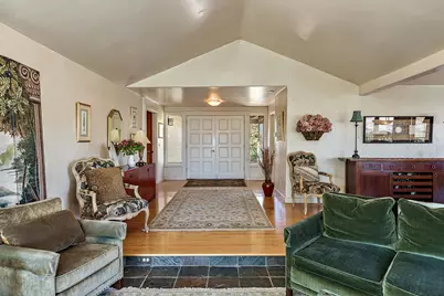 290 Skycrest Drive, Ashland, OR 97520 - Photo 9