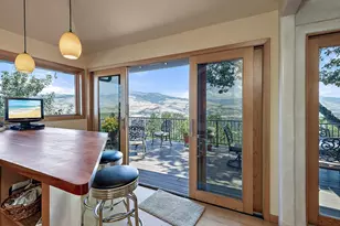 290 Skycrest Dr, Ashland, OR 97520 - Photo 17