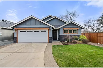 2035 SW Truman Way, Grants Pass, OR 97526 - Photo 1