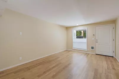 1439 NW Juniper Street #6, Bend, OR 97703 - Photo 11