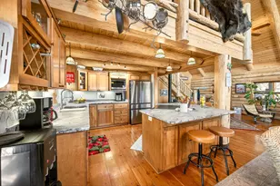 4466 W Griffin Creek Rd, Medford, OR 97501 - Photo 17