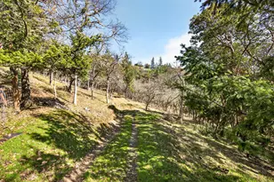 4466 W Griffin Creek Rd, Medford, OR 97501 - Photo 57