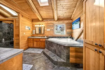 4466 W Griffin Creek Road, Medford, OR 97501 - Photo 35