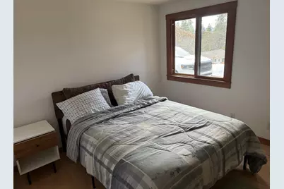 802 Beach Street, Ashland, OR 97520 - Photo 9