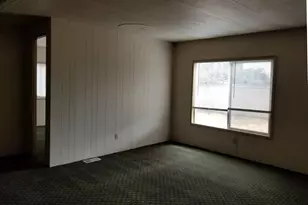 3711 Bisbee St, Klamath Falls, OR 97603 - Photo 3