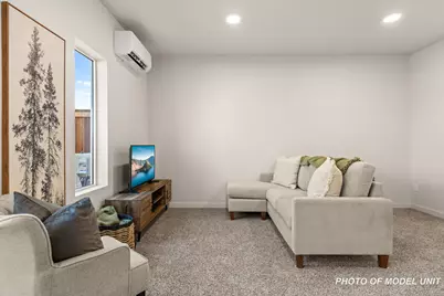 2028 Sunset Drive #8, Medford, OR 97501 - Photo 9