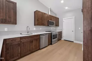 3976 SW 39th St, Redmond, OR 97756 - Photo 7
