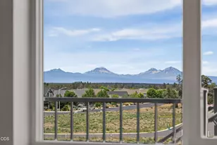 3976 SW 39th St, Redmond, OR 97756 - Photo 3