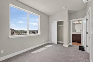 3976 SW 39th St, Redmond, OR 97756 - Photo 9