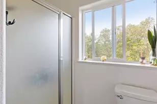 103 Eden Dr, Grants Pass, OR 97526 - Photo 11