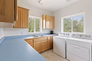 103 Eden Dr, Grants Pass, OR 97526 - Photo 27