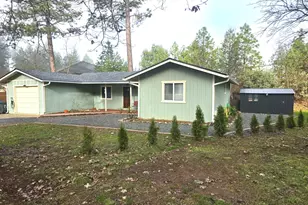 243 Shadowbrook Dr, Cave Junction, OR 97523 - Photo 23