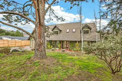 523 Strawberry Lane, Ashland, OR 97520 - Photo 5
