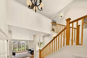 523 Strawberry Ln, Ashland, OR 97520 - Photo 15