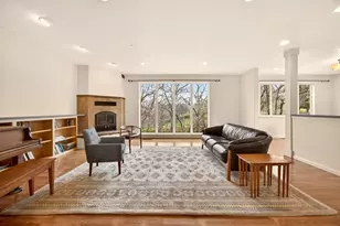 523 Strawberry Ln, Ashland, OR 97520 - Photo 9