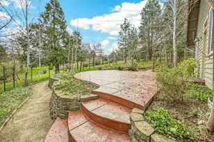 523 Strawberry Ln, Ashland, OR 97520 - Photo 73