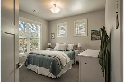 528 Waterbury Way, Medford, OR 97504 - Photo 17