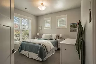 528 Waterbury Way, Medford, OR 97504 - Photo 17