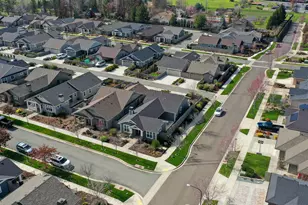 528 Waterbury Way, Medford, OR 97504 - Photo 29