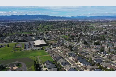 528 Waterbury Way, Medford, OR 97504 - Photo 35