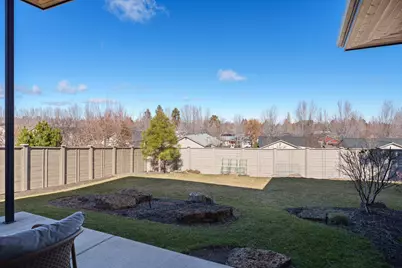 20640 Cougar Peak Drive, Bend, OR 97702 - Photo 31