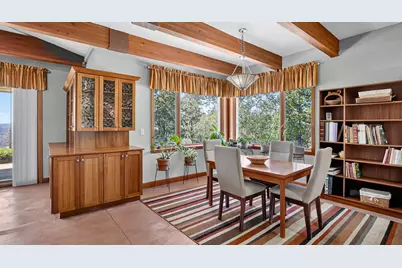 615 Tumbleweed Trail, Jacksonville, OR 97530 - Photo 9