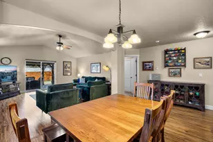 21138 Kayla Ct, Bend, OR 97702 - Photo 7