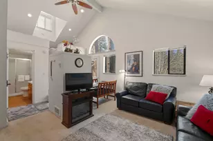 56856 Enterprise, Sunriver, OR 97707 - Photo 1