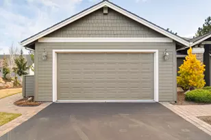 784 Ribbon Falls Rd, Redmond, OR 97756 - Photo 3