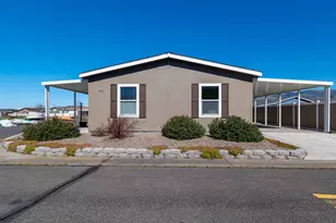 333 Mountain View Dr, Talent, OR 97540 - Photo 23