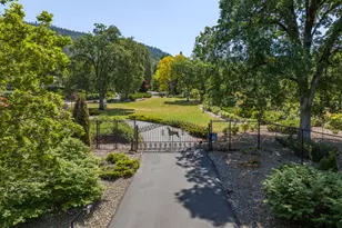 701 Serenity Ln, Grants Pass, OR 97526 - Photo 73