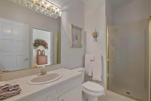 701 Serenity Ln, Grants Pass, OR 97526 - Photo 35