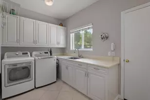 701 Serenity Ln, Grants Pass, OR 97526 - Photo 29