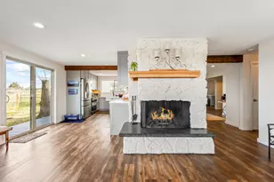 17435 SW Hahlen Ave, Powell Butte, OR 97753 - Photo 9