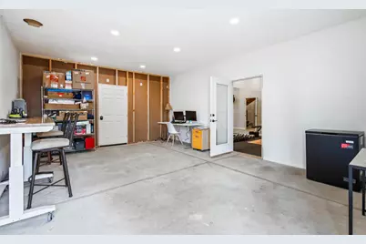 17435 SW Hahlen Avenue, Powell Butte, OR 97753 - Photo 35