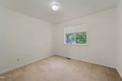 1052 NE Francis Court, Bend, OR 97701 - Photo 21