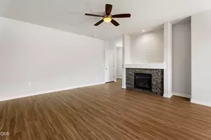 3076 SW Black Butte Ln, Redmond, OR 97756 - Photo 9