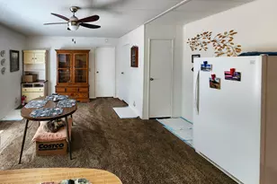 350 Hamilton Ave, Cave Junction, OR 97523 - Photo 15