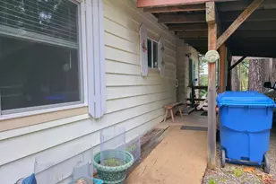 350 Hamilton Ave, Cave Junction, OR 97523 - Photo 3